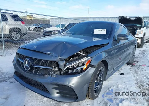 2019 Mercedes-Benz C 300 4Matic из США, поврежденный, VIN WDDWJ8EB5KF832116